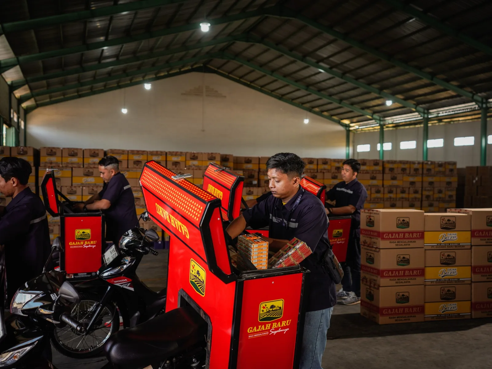 Warehouse distribution operations